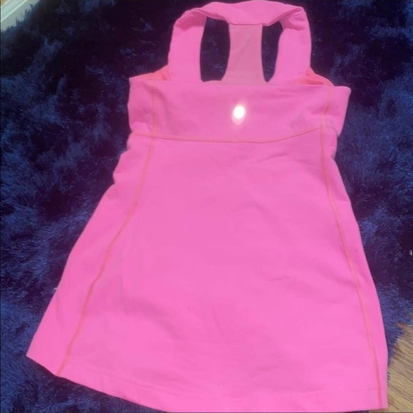 Lululemon - Picture 3 of 4